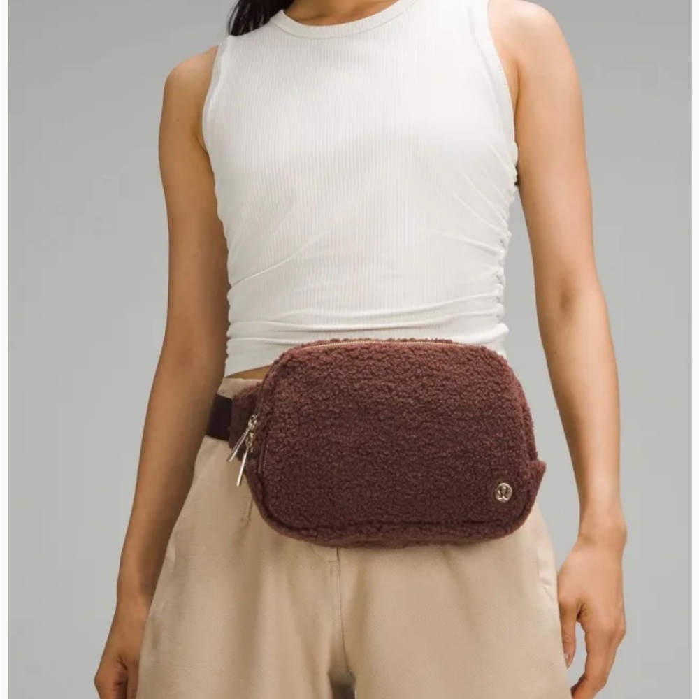 Lululemon Brown Everywhere Belt Bag Large 2L